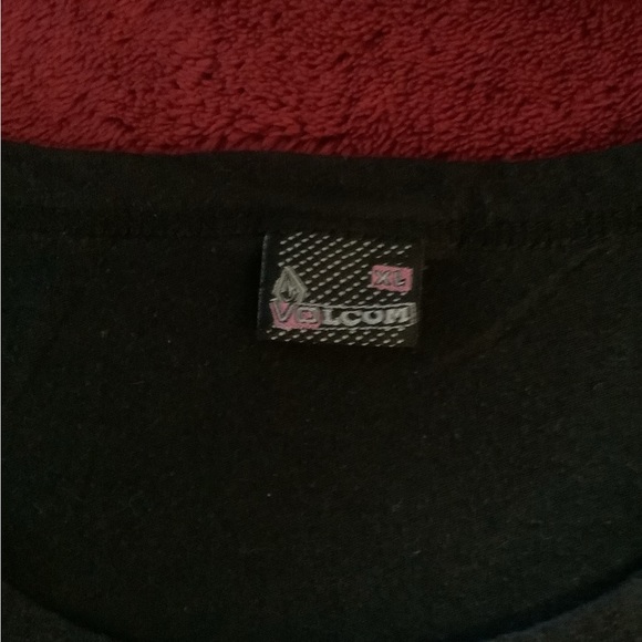 Volcom Tank Top - Picture 4 of 4